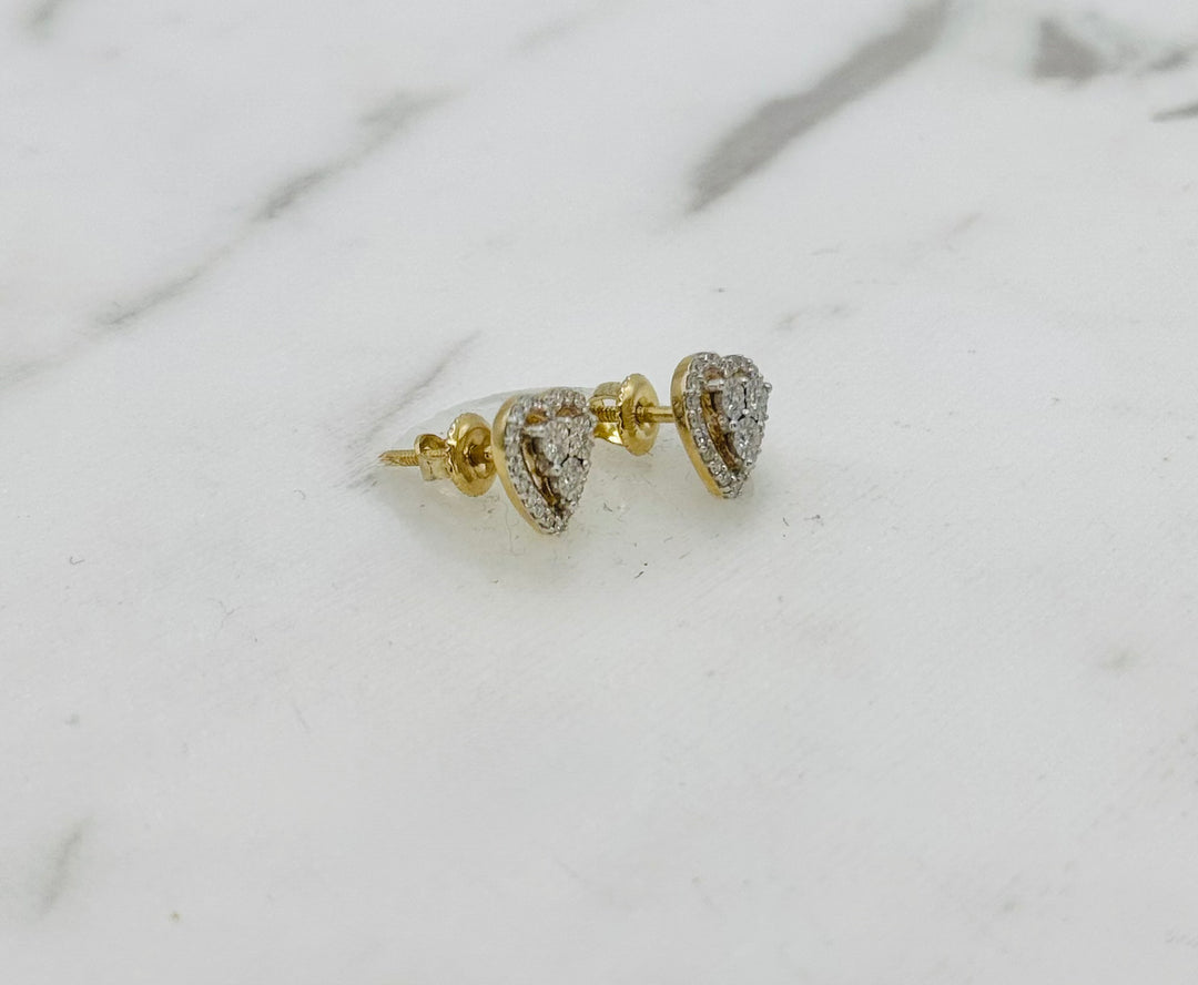 10K GOLD DIAMOND HEART STUDS