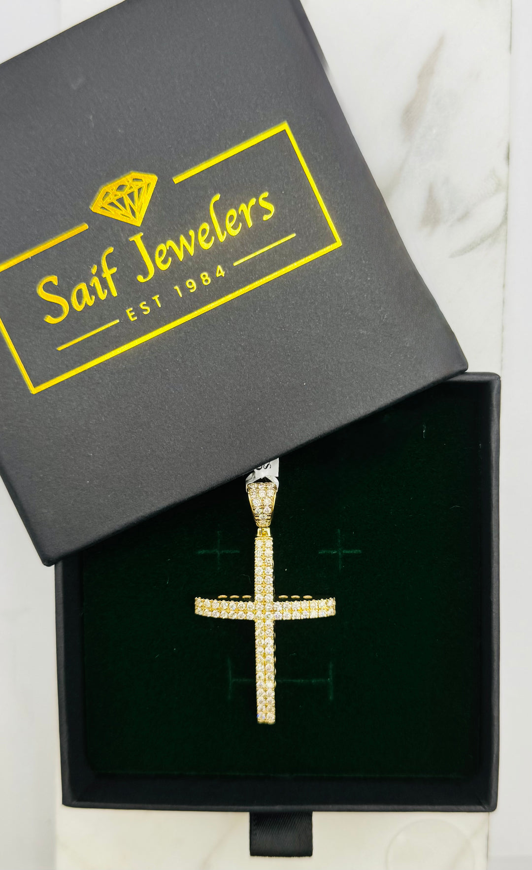 10K GOLD DIAMOND CROSS PENDANT