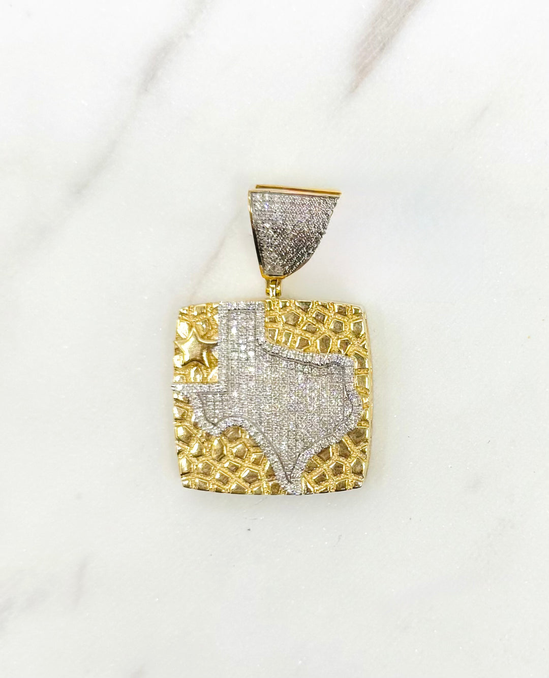 10K GOLD TEXAS DIAMOND PENDANT