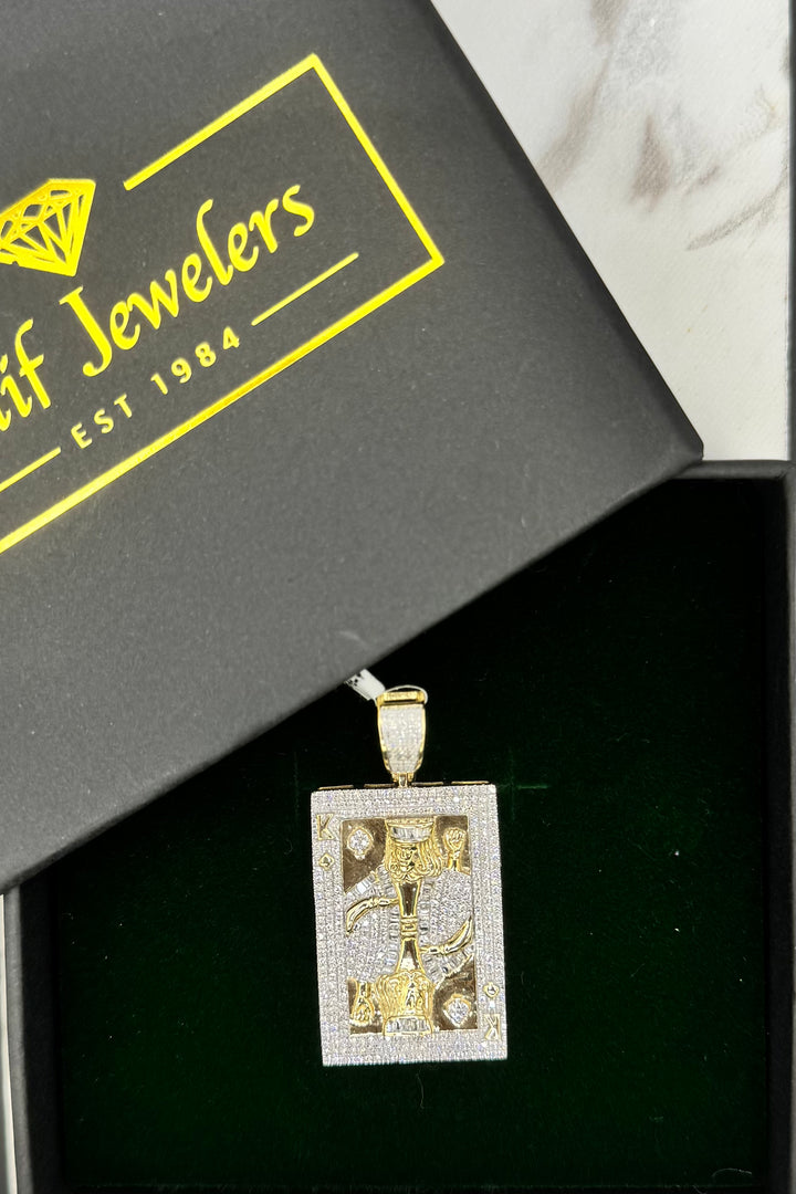 10K GOLD KING CARD DIAMOND PENDANT