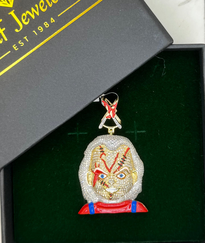 10K GOLD CHUCKY DIAMOND PENDANT