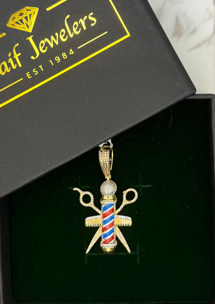10K GOLD BARBER POLL WITH SCISSOR AND COMB DIAMOND PENDANT