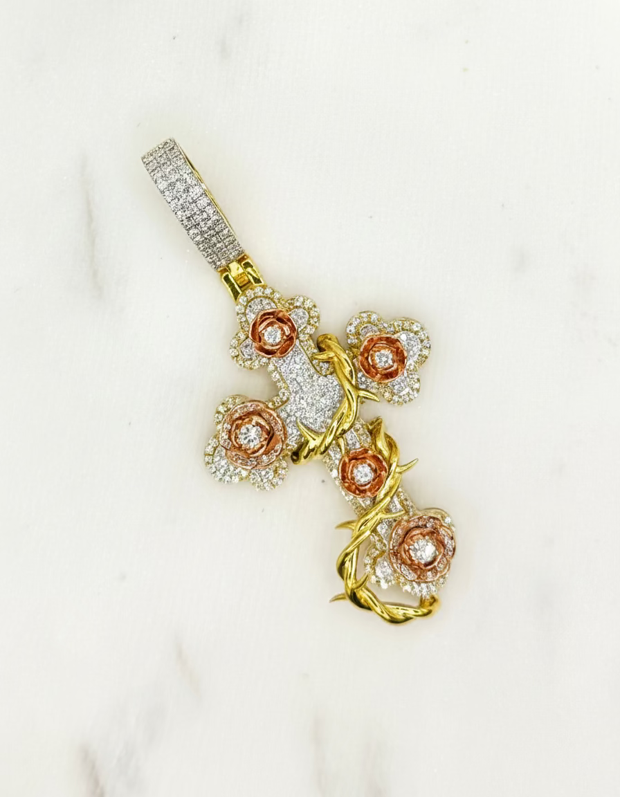 10K GOLD CROSS DIAMOND PENDANT