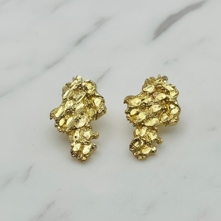 10K GOLD NUGGET EARRING