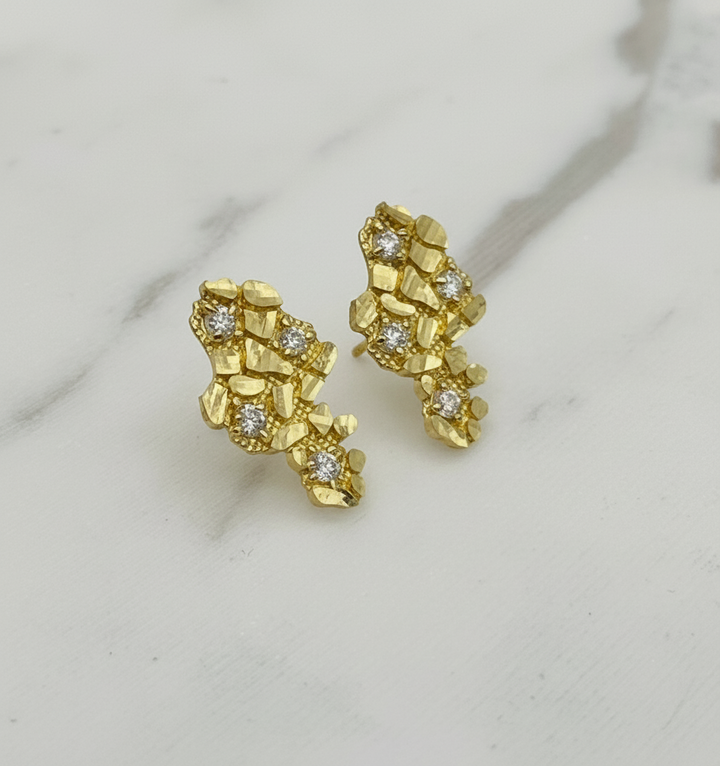10K GOLD CZ NUGGET EARRING