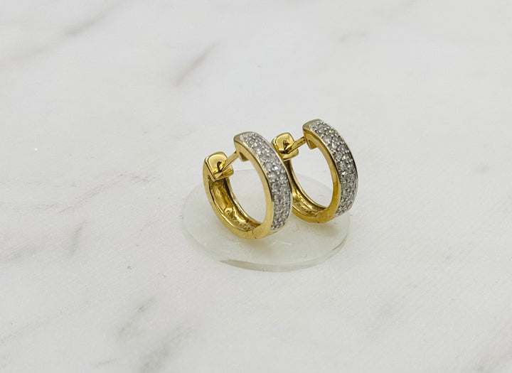 10K GOLD DIAMOND HOOP EARRING