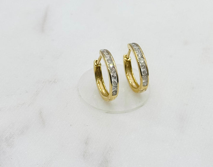 10K GOLD DIAMOND HOOP EARRINGS