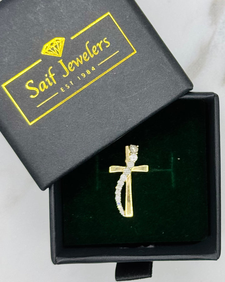 10K GOLD DIAMOND CROSS PENDANT