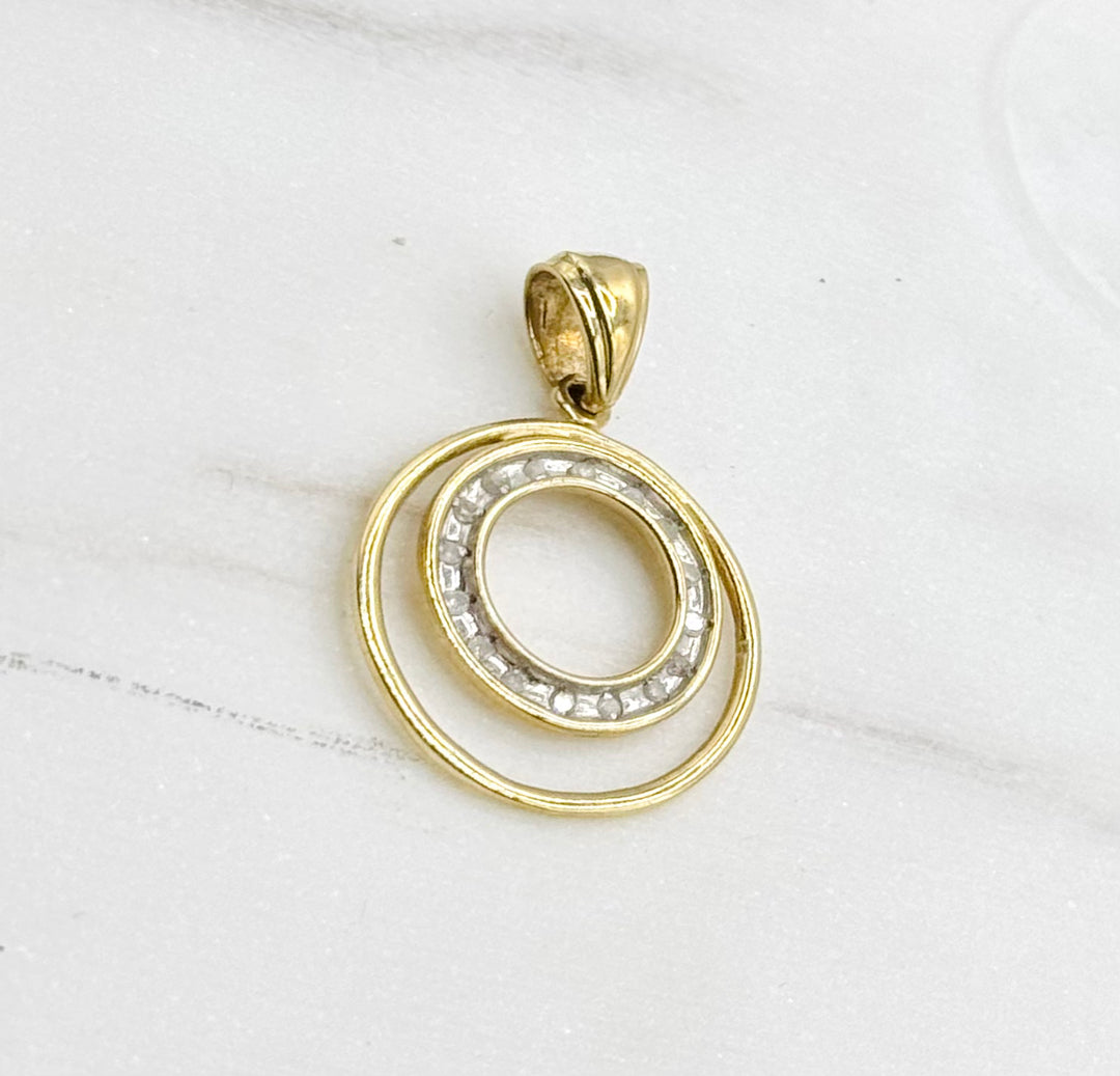 10K GOLD DIAMOND TWO CIRCLE PENDANT
