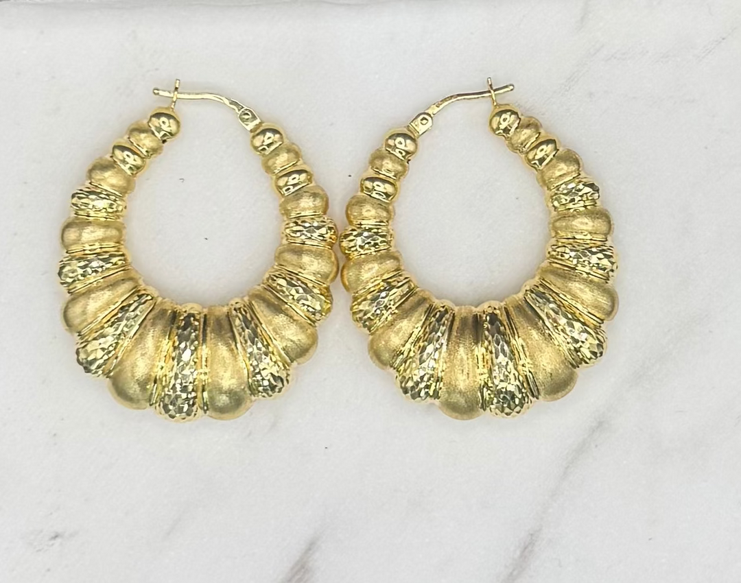 10K GOLD DIAMOND CUT SHRIMP EARRINGS 4.8 GRAMS