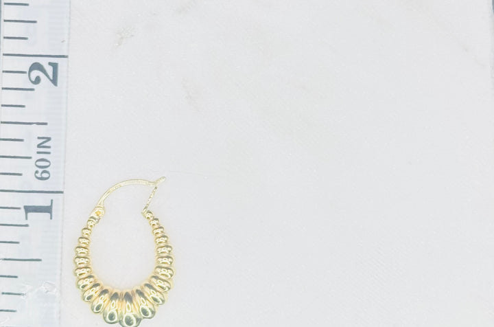 14K Y/G SHRIMP EARRINGS 6.9 GRAMS