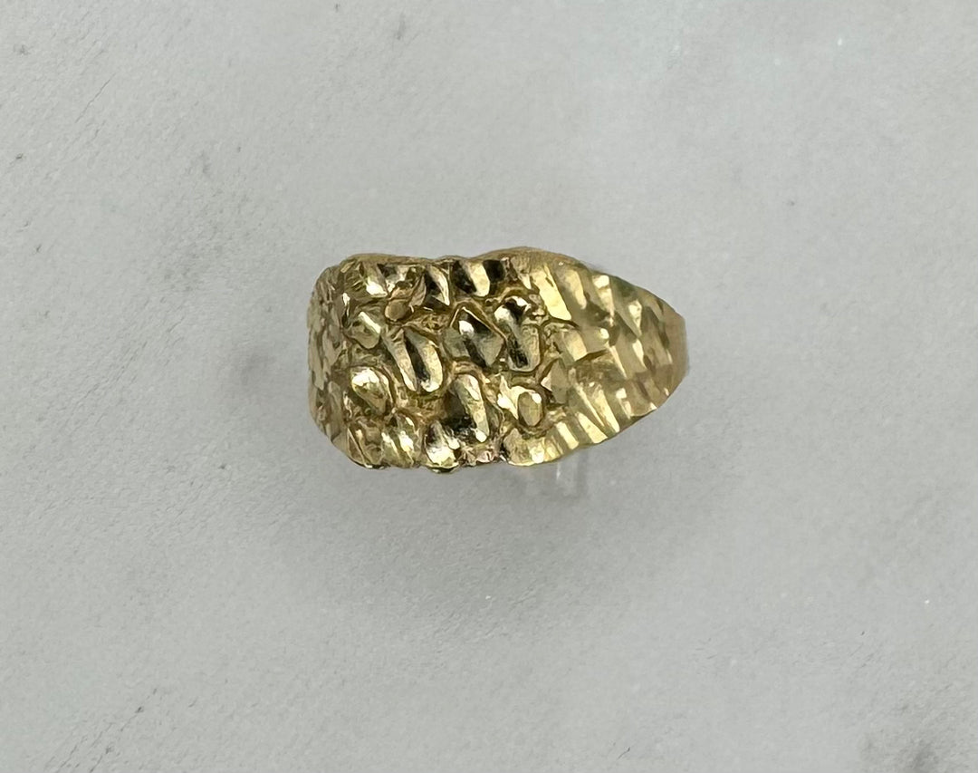 10K SQUARE NUGGET RING