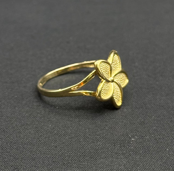 10K GOLD FLOWER RING