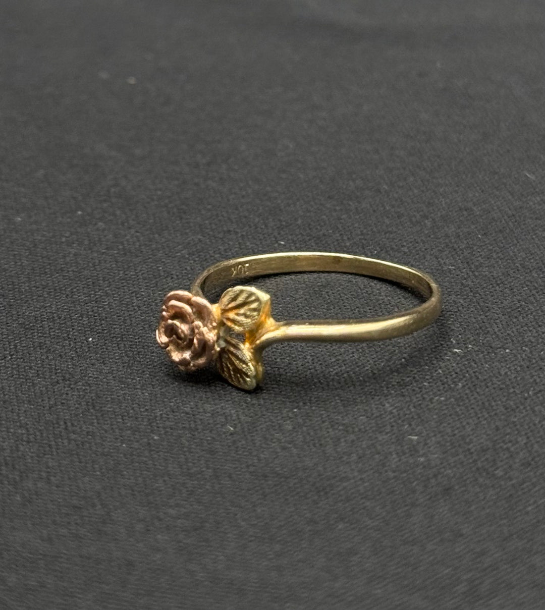 10K GOLD TWO TONE ROSE PETAL RING