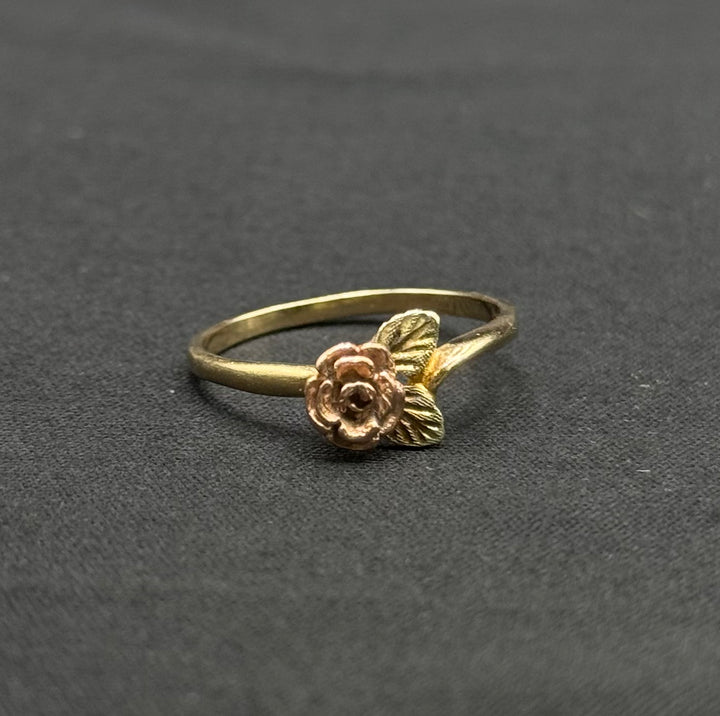 10K GOLD TWO TONE ROSE PETAL RING