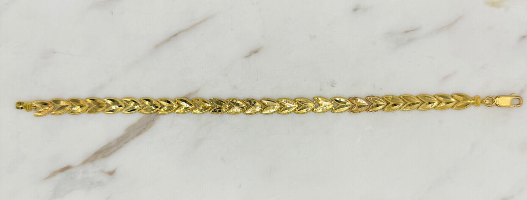 10K FANCY LEAF PETAL BRACELET