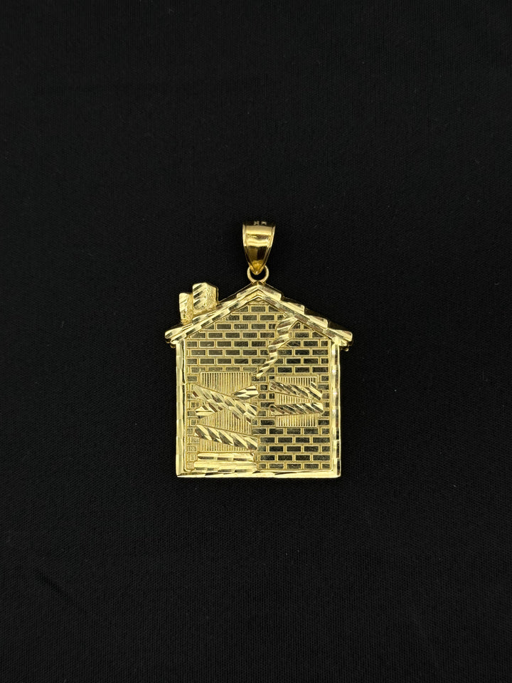 10K GOLD TRAP HOUSE PENDANT