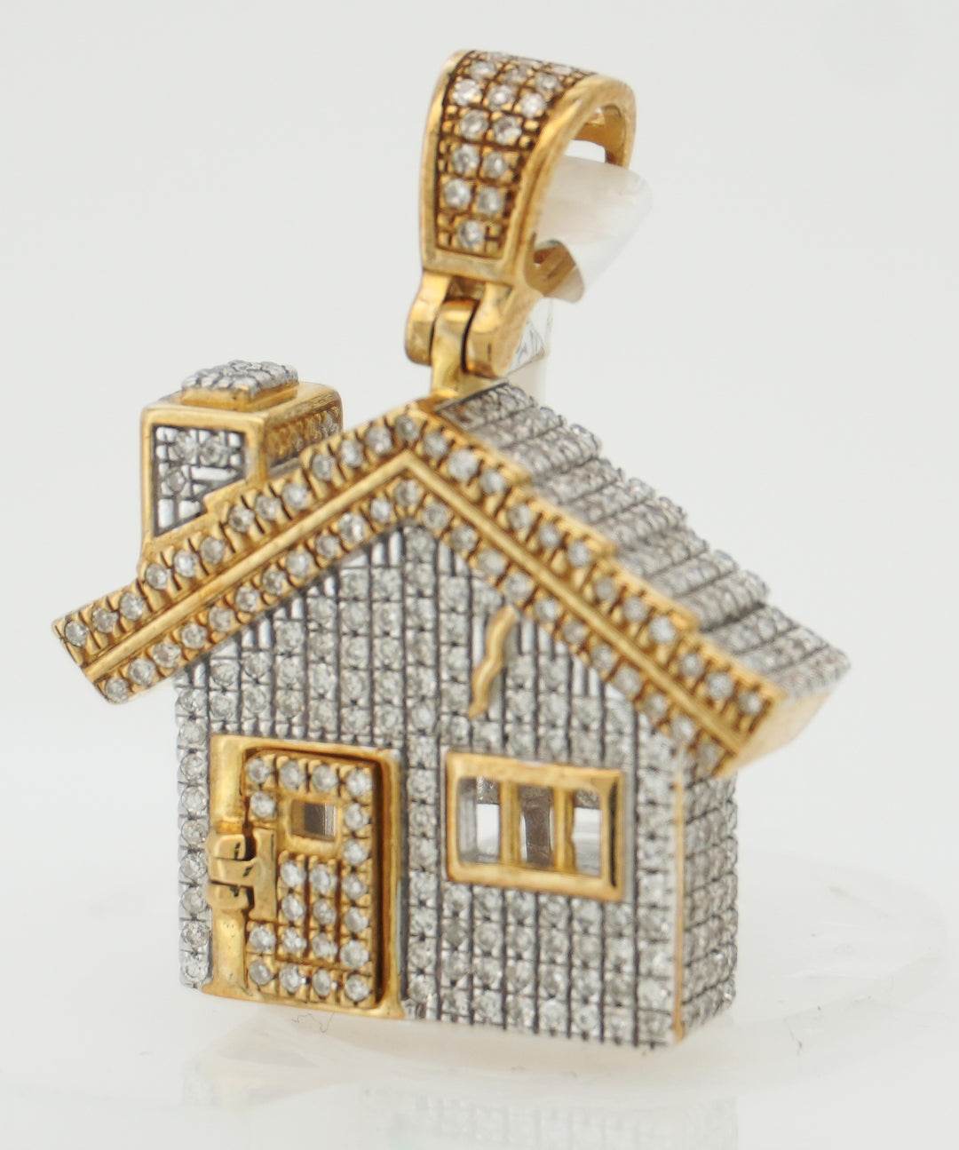 10K GOLD TRAP HOUSE DIAMOND PENDANT