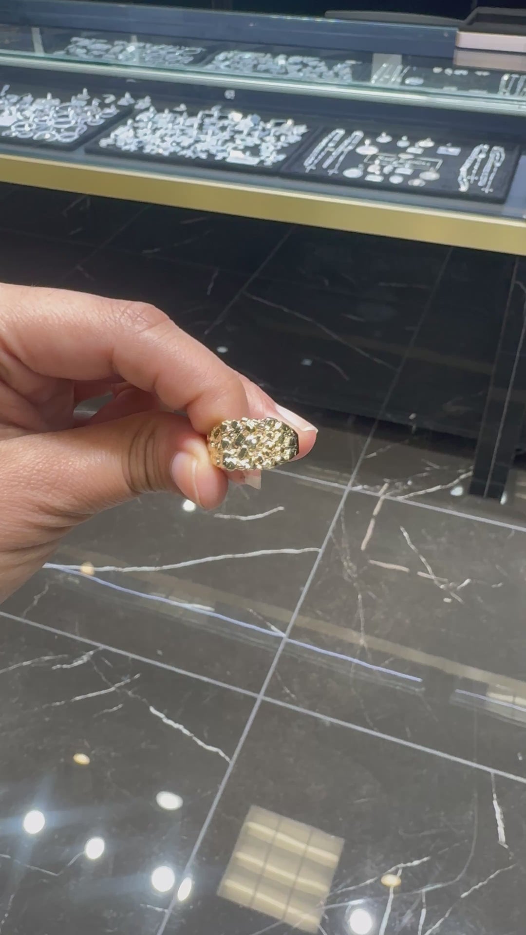 10K SQUARE NUGGET RING