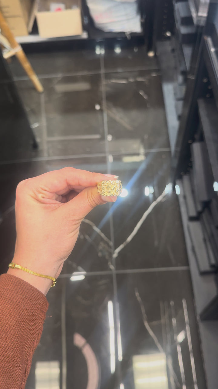 10K SQUARE NUGGET RING