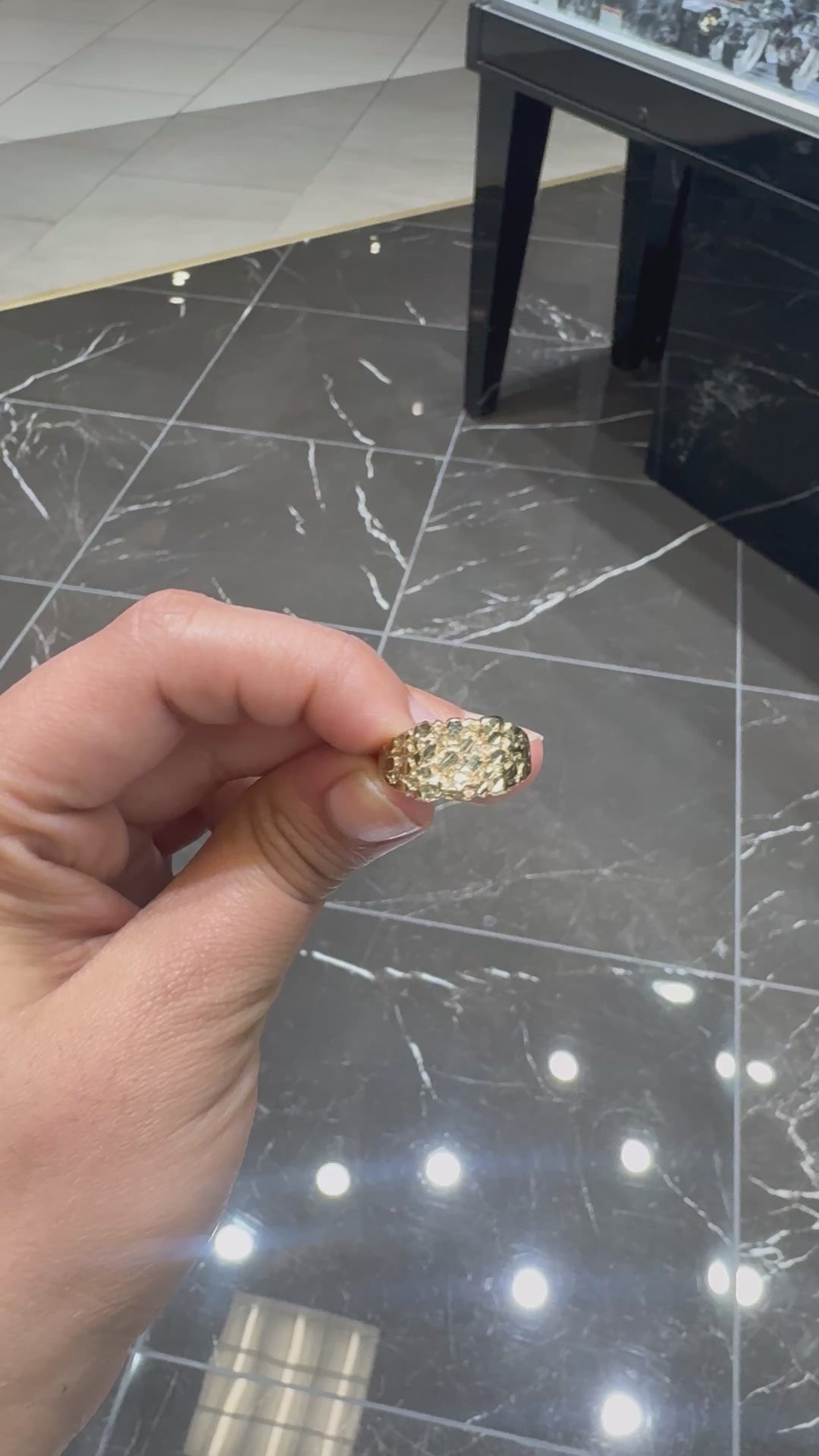 10K SQUARE NUGGET RING