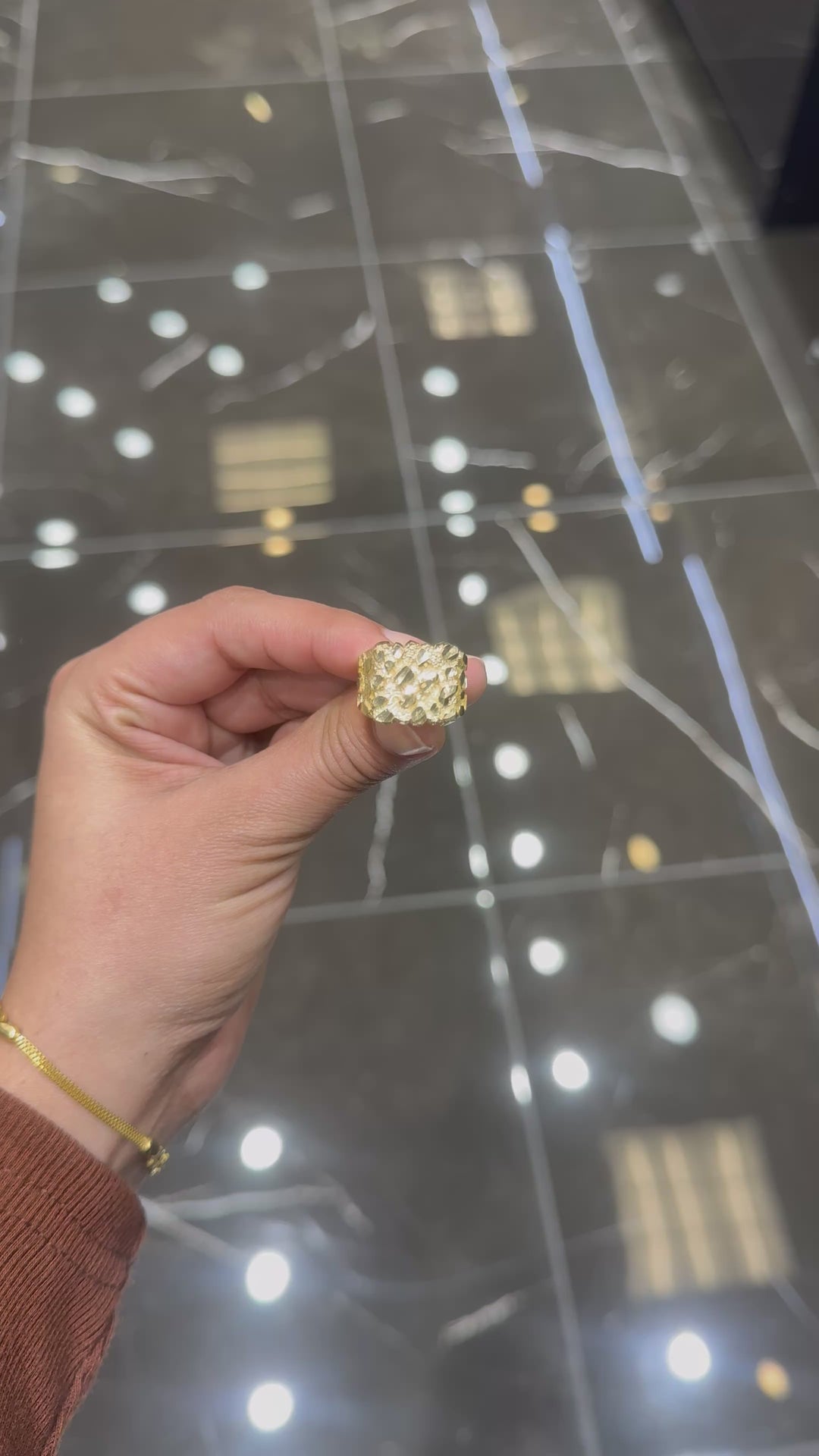10K SQUARE NUGGET RING