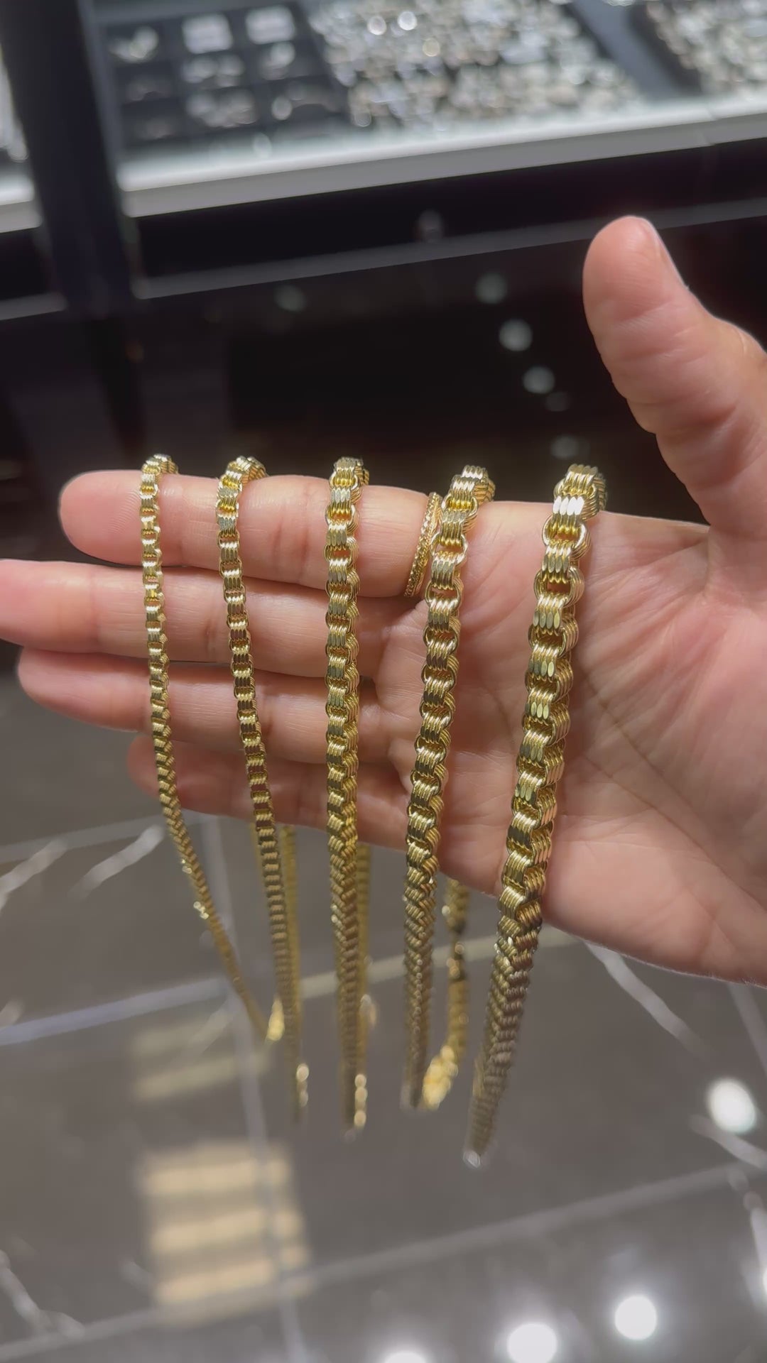 10K YELLOW GOLD BOX BYZANTINE CHAIN