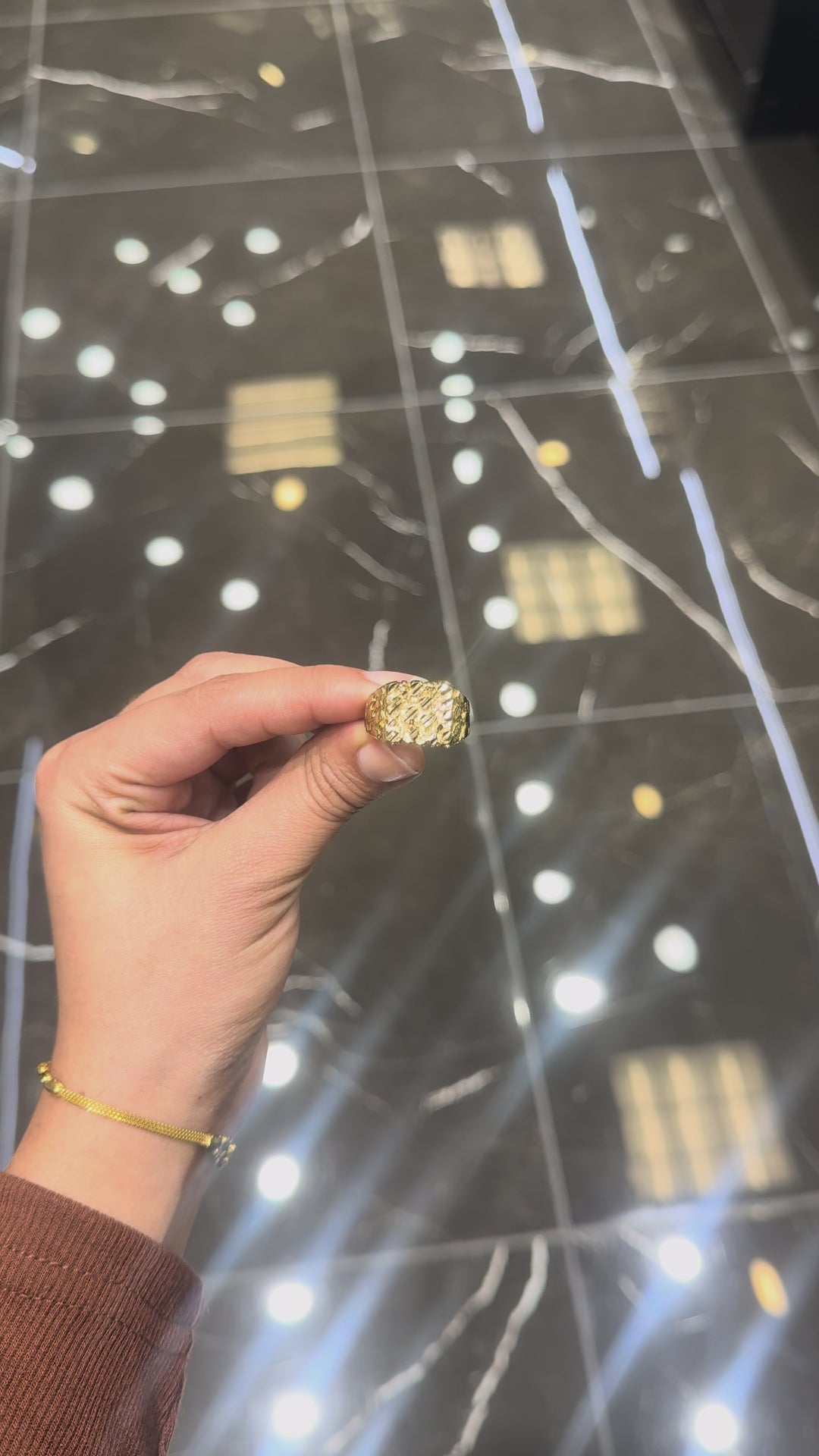10K SQUARE NUGGET RING
