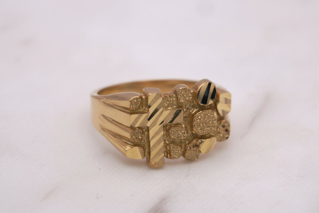 10K  NUGGET RING WITH CROSS